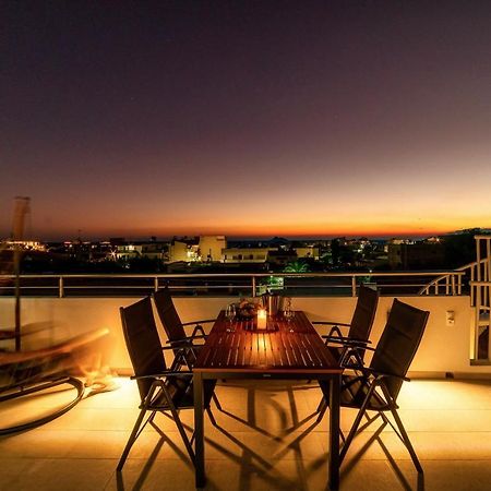 Ephantasy Living - Luxury Home With Roof Garden Kalamaki  Exterior photo